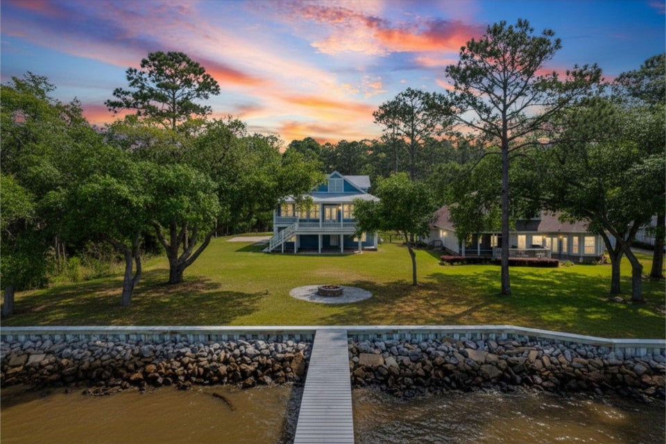 969 Bay Harbour Boulevard, Freeport — comparable pending sale
